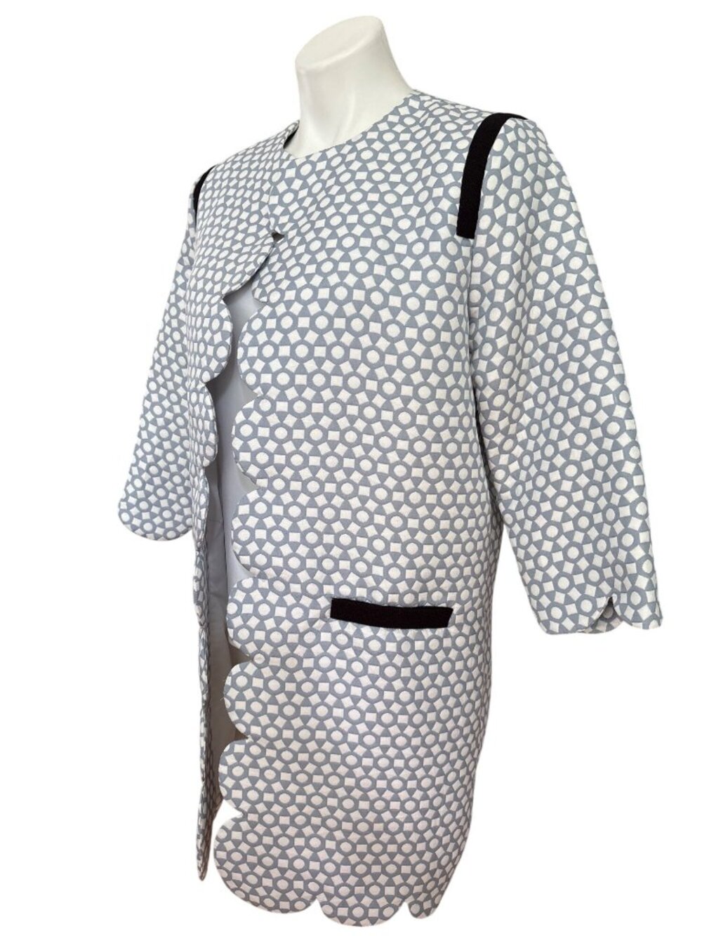 English Factory Women's Scalloped Hem Blue & White Geometric Jacket Size M - Picture 6 of 10